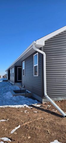 2690 PRINCETON DRIVE, Neenah, WI 54956