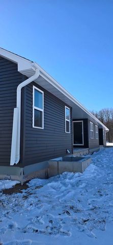 2690 PRINCETON DRIVE, Neenah, WI 54956