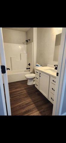 2690 PRINCETON DRIVE, Neenah, WI 54956