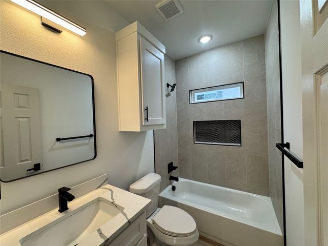 2916 Hemphill Street, Greenville, TX 75401