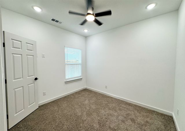2916 Hemphill Street, Greenville, TX 75401