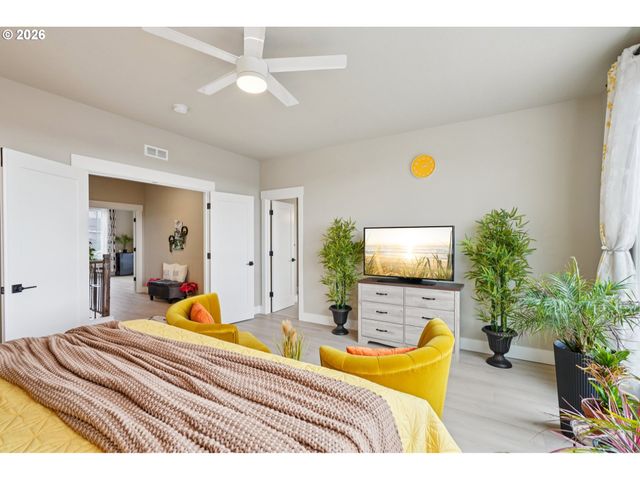 15154 Sw FLATCREEK Ln, Portland, OR 97224