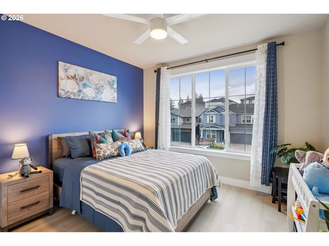 15154 Sw FLATCREEK Ln, Portland, OR 97224