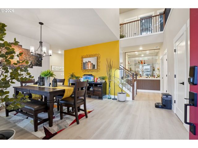 15154 Sw FLATCREEK Ln, Portland, OR 97224