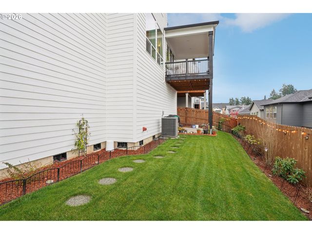 15154 Sw FLATCREEK Ln, Portland, OR 97224