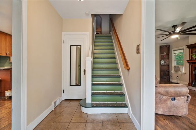448 Seldon, Verona, PA 15147