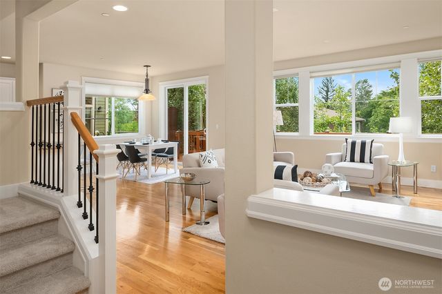 10337 155th Avenue NE, Redmond, WA 98052