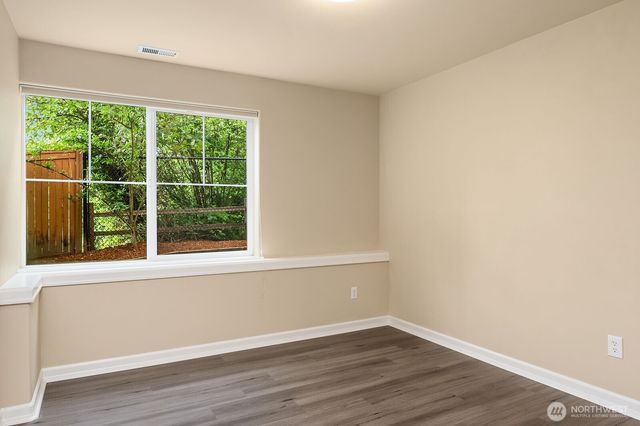 10337 155th Avenue NE, Redmond, WA 98052