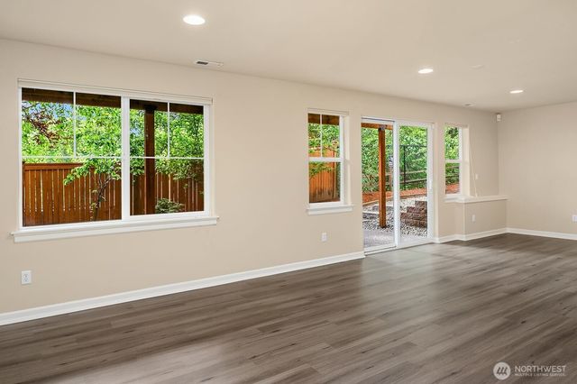 10337 155th Avenue NE, Redmond, WA 98052