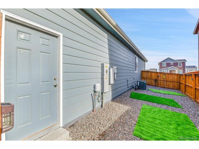 3089 Nectar St, Strasburg, CO 80136