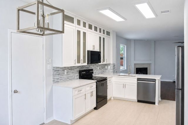 1302 Hansberry Drive, Allen, TX 75002