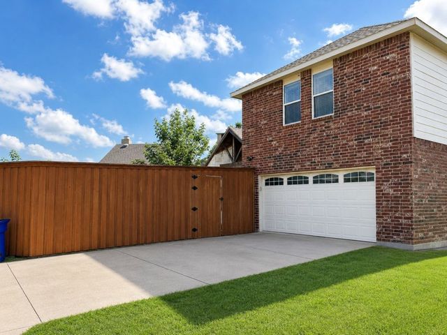1302 Hansberry Drive, Allen, TX 75002