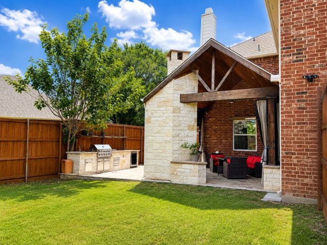 1302 Hansberry Drive, Allen, TX 75002