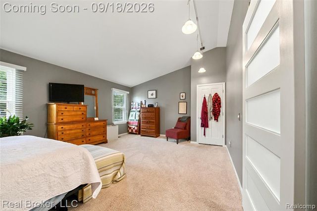 29148 Leesburg Court, Farmington Hills, MI 48331