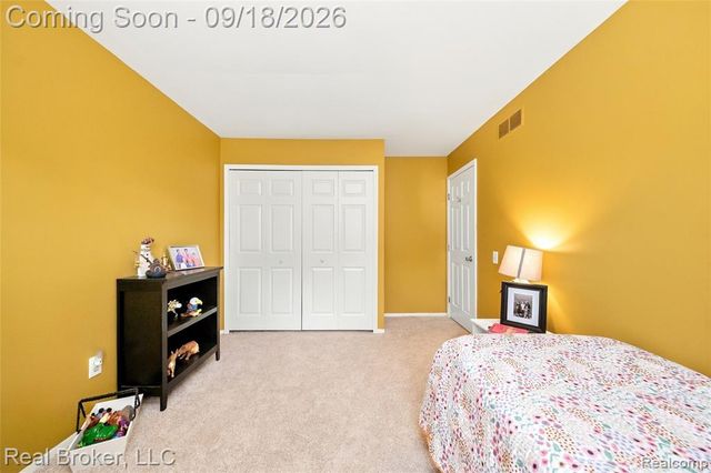 29148 Leesburg Court, Farmington Hills, MI 48331