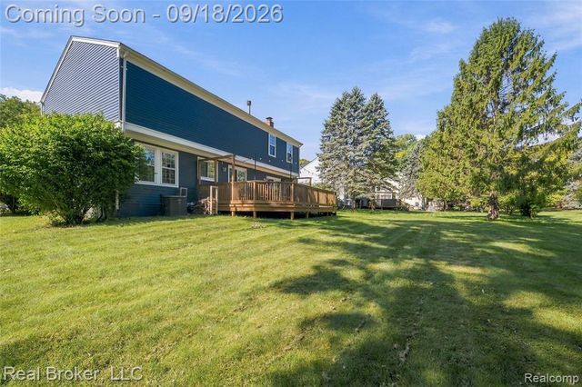 29148 Leesburg Court, Farmington Hills, MI 48331