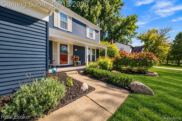 29148 Leesburg Court, Farmington Hills, MI 48331