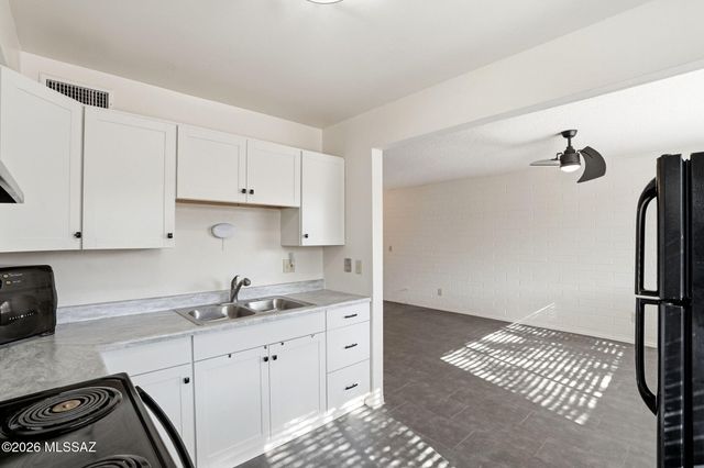 1336 S Avenida Polar Apt C107, Tucson, AZ 85710
