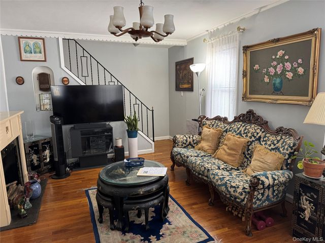 115 Freeman Avenue, Elmont, NY 11003