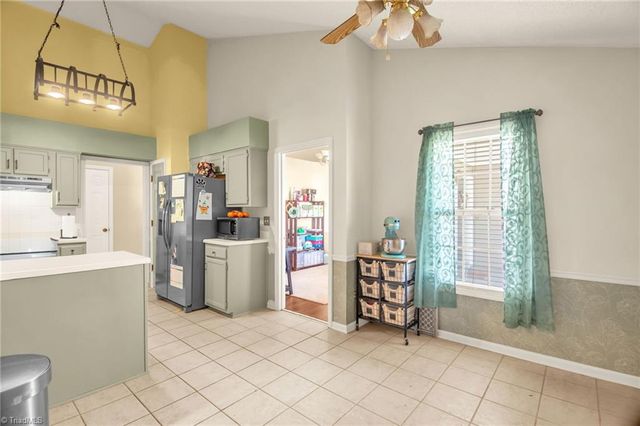 1505 Fiddlers Knoll Drive, Kernersville, NC 27284