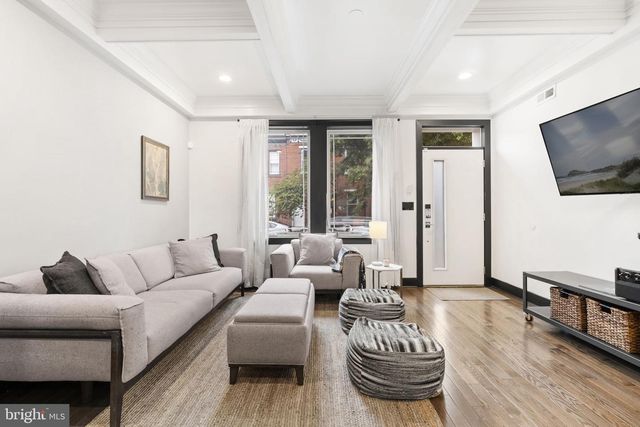 2674 MARTHA ST, Philadelphia, PA 19125