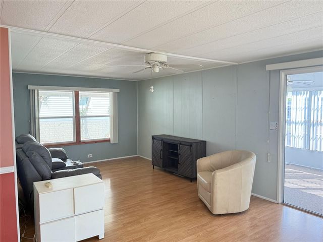 653 MOUNT LANCASTER AVENUE NE 638, St Petersburg, FL 33702