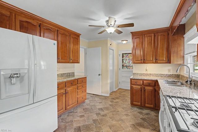207 Milstead RD, Newport News, VA 23606