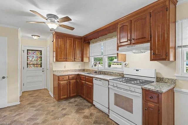 207 Milstead RD, Newport News, VA 23606