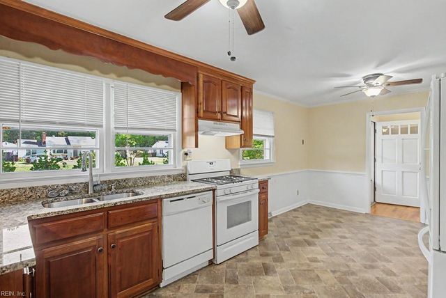 207 Milstead RD, Newport News, VA 23606
