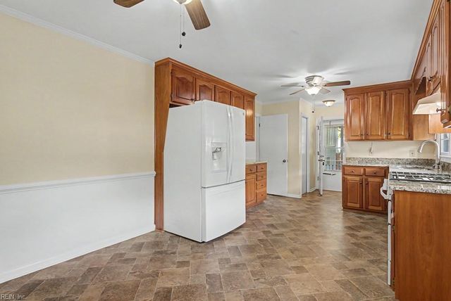 207 Milstead RD, Newport News, VA 23606