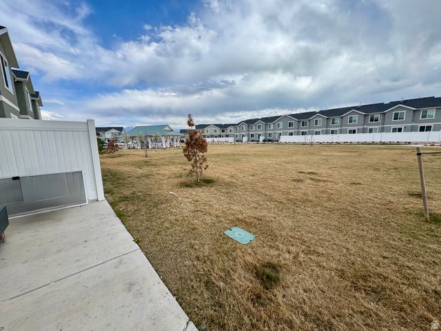 1051 MERCHANT RD, Saratoga Springs, UT 84043