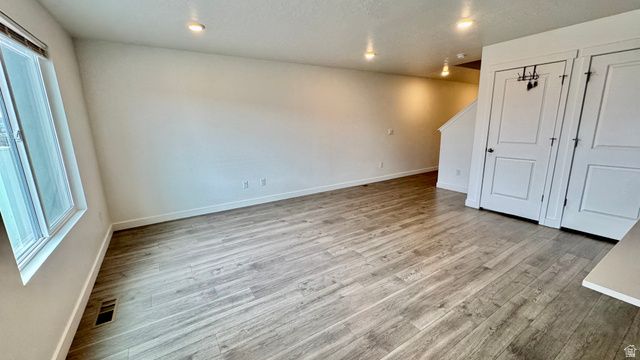 1051 MERCHANT RD, Saratoga Springs, UT 84043