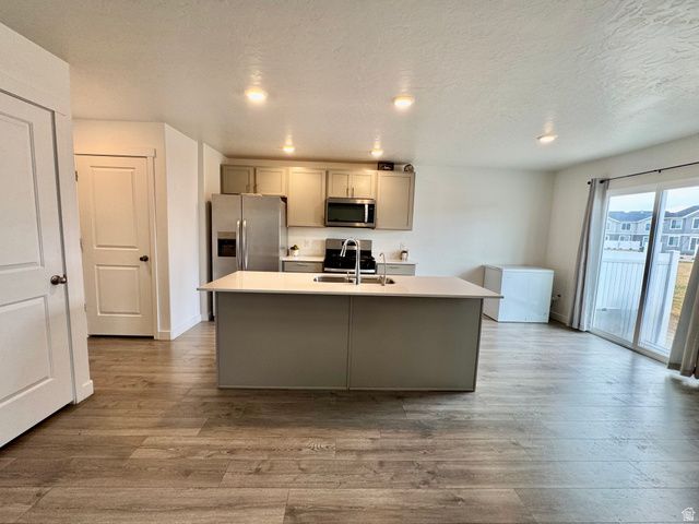 1051 MERCHANT RD, Saratoga Springs, UT 84043