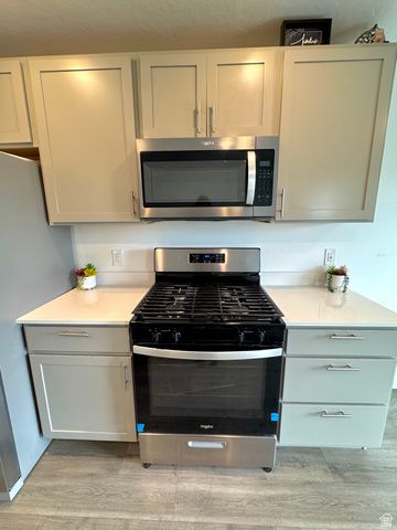 1051 MERCHANT RD, Saratoga Springs, UT 84043