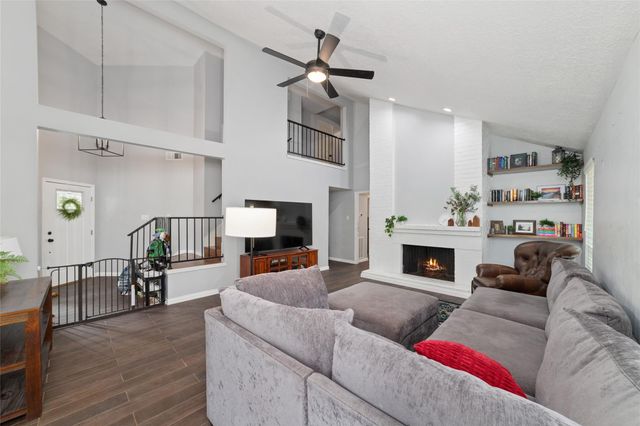 16374 Larkfield Drive, Houston, TX 77059