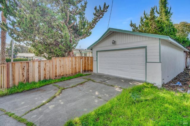 1268 Sereno Dr, Vallejo, CA 94589