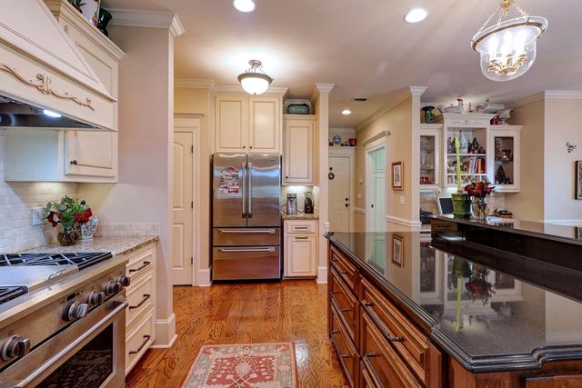 610 Prestwick Drive, Dothan, AL 36305