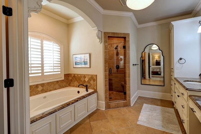 610 Prestwick Drive, Dothan, AL 36305