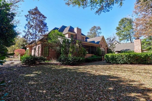 610 Prestwick Drive, Dothan, AL 36305