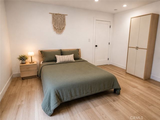 1274 S Muirfield, Los Angeles, CA 90019