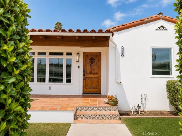 1274 S Muirfield, Los Angeles, CA 90019