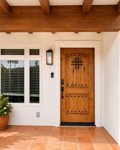 1274 S Muirfield, Los Angeles, CA 90019