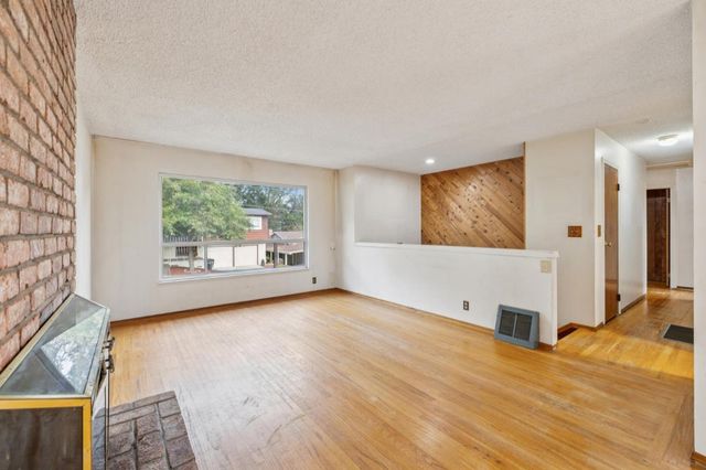 2651 Evergreen Drive, San Bruno, CA 94066