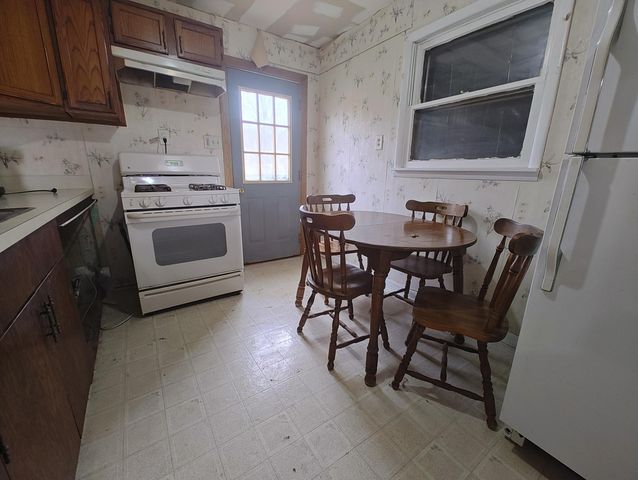 4395 E 200 S, Knox, IN 46534