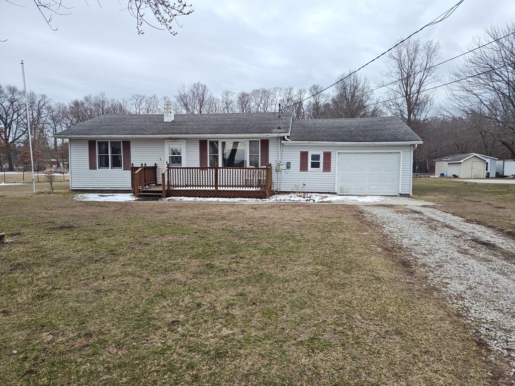 4395 E 200 S, Knox, IN 46534