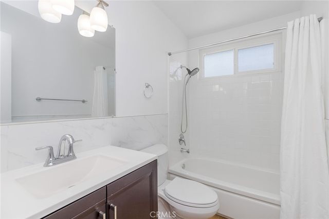 526 W 2nd, San Pedro, CA 90731