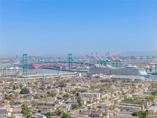 526 W 2nd, San Pedro, CA 90731