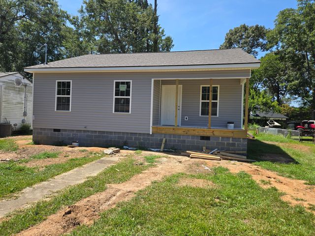 717 Maple SE, Aiken, SC 29803