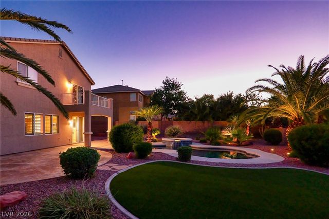 8106 Bear Clan Court, Las Vegas, NV 89131