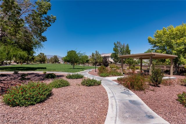 8106 Bear Clan Court, Las Vegas, NV 89131